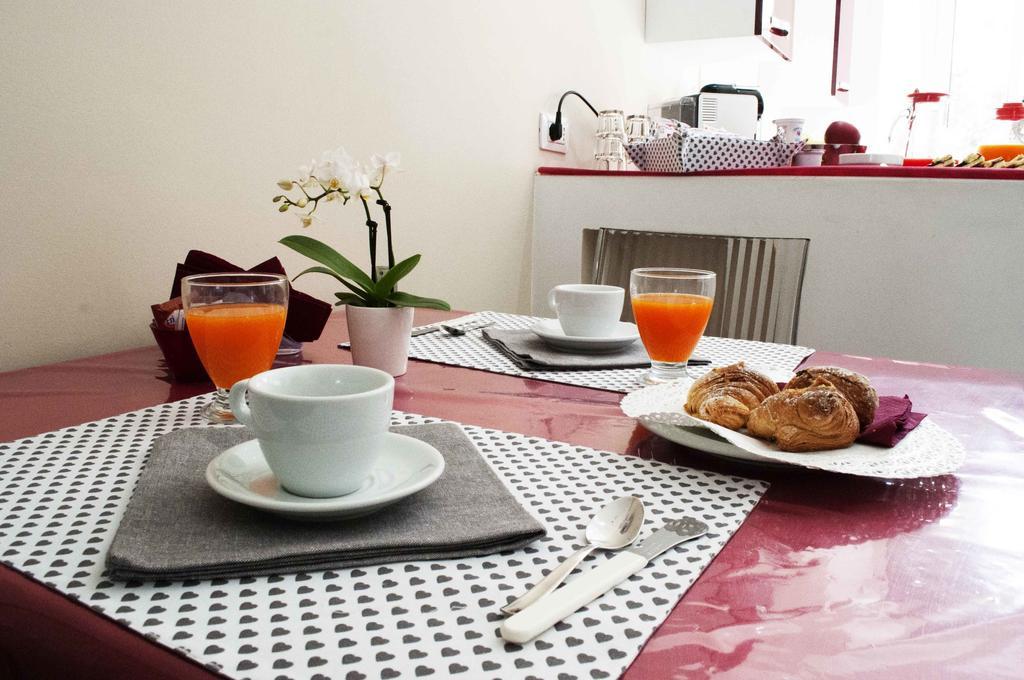Il Giardinetto Guest House Civitavecchia Luaran gambar