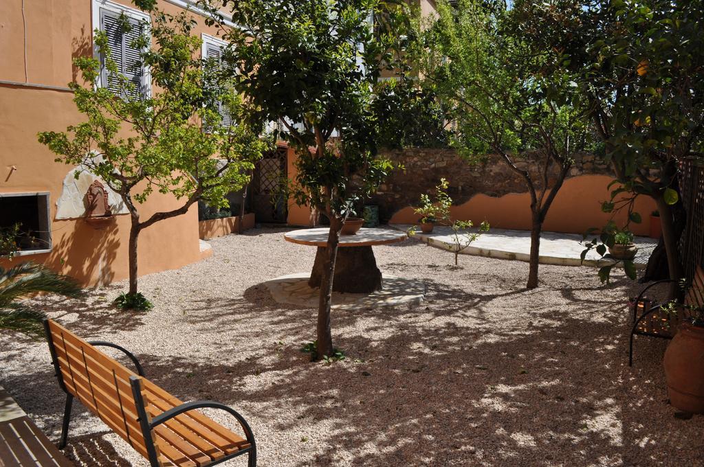 Il Giardinetto Guest House Civitavecchia Luaran gambar